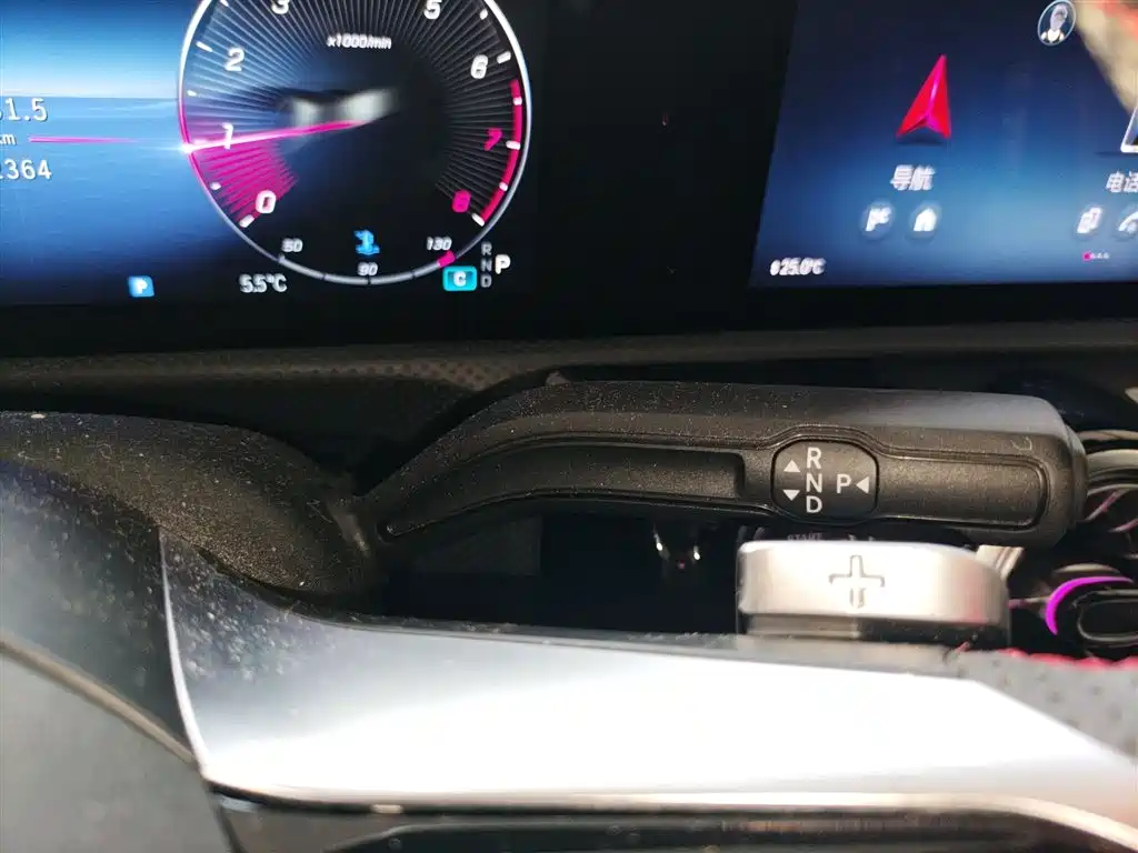 Mercedes-Benz A-Class 2023 — фото 10