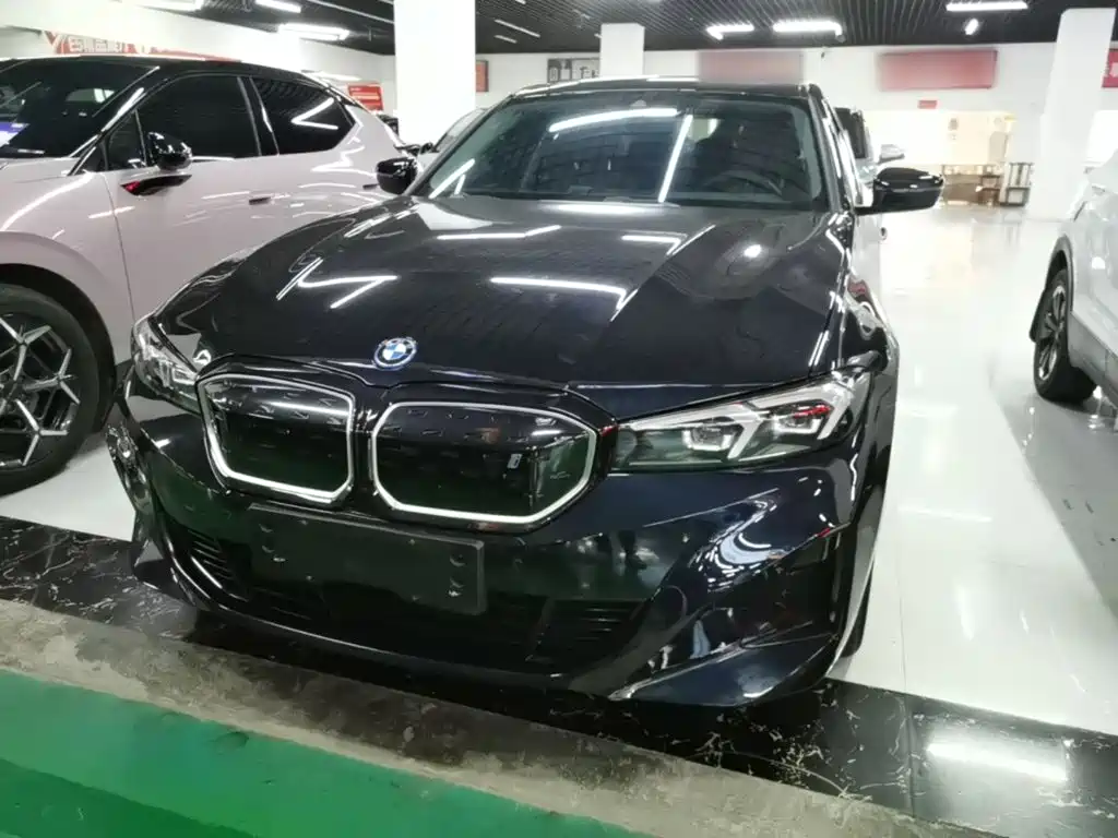 BMW i3 2024