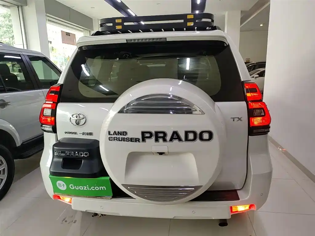 Toyota Prado 2018 — фото 6
