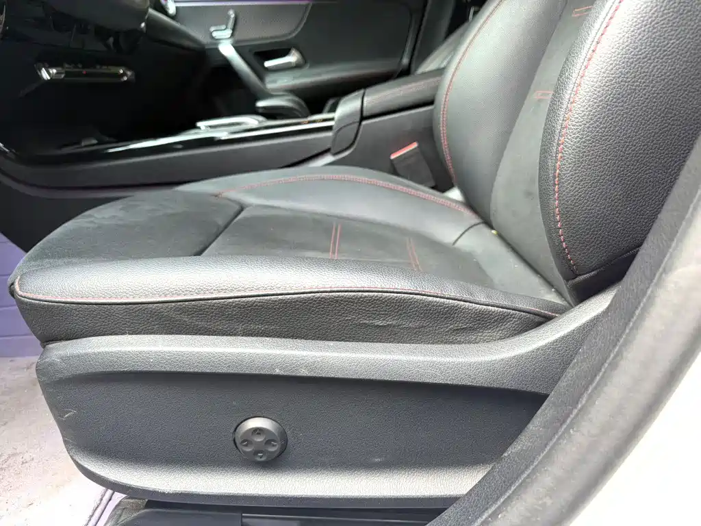 Mercedes-Benz A-Class 2023 — фото 7