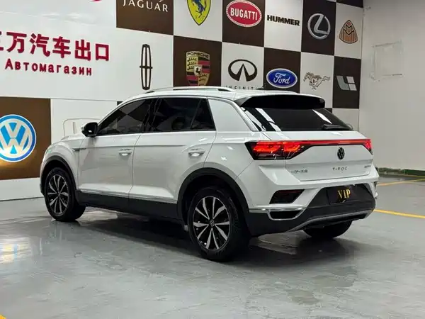 Volkswagen T-Roc 2023