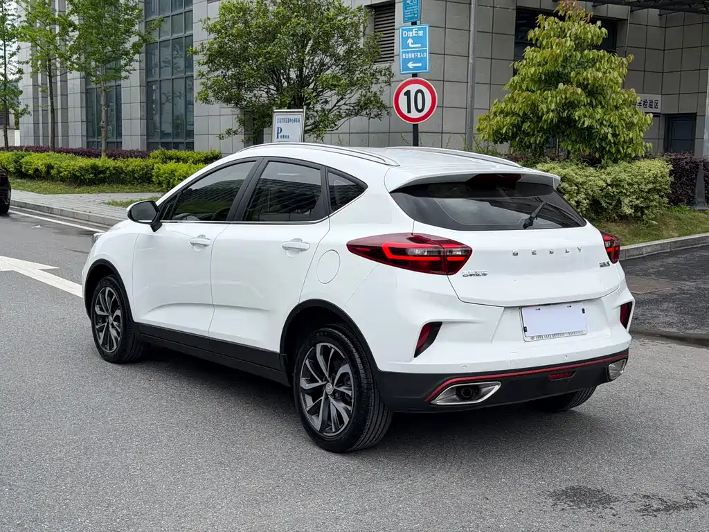 Geely Emgrand GS 2021 — фото 7