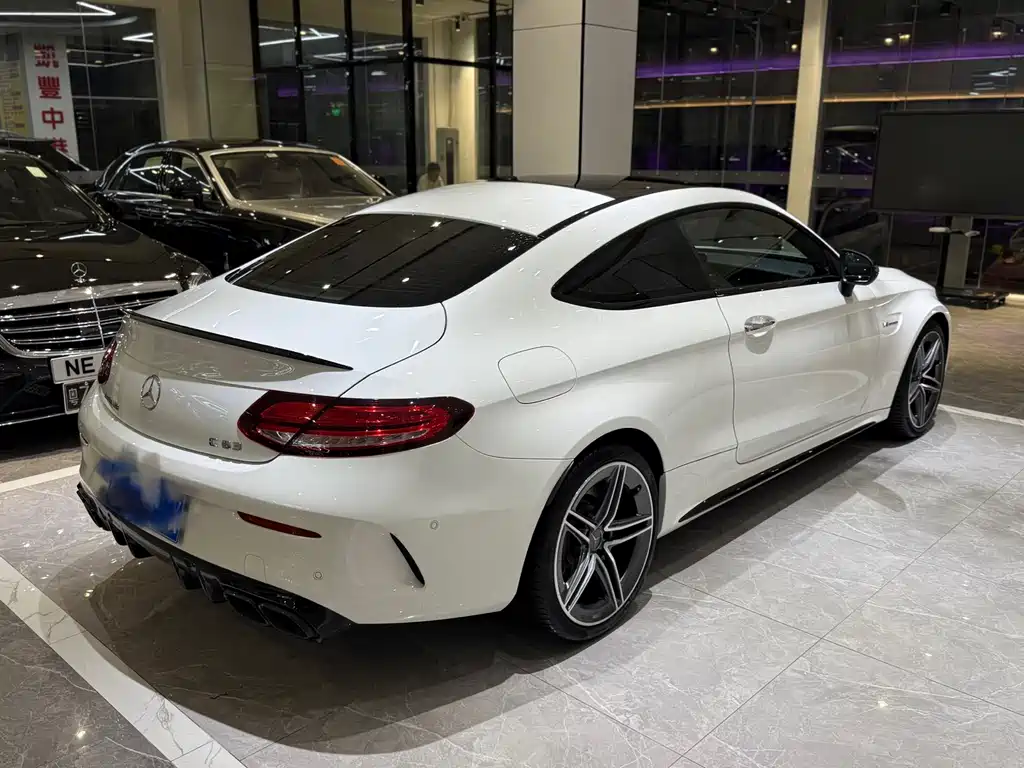 Mercedes-Benz C-Class AMG 2020 — фото 4