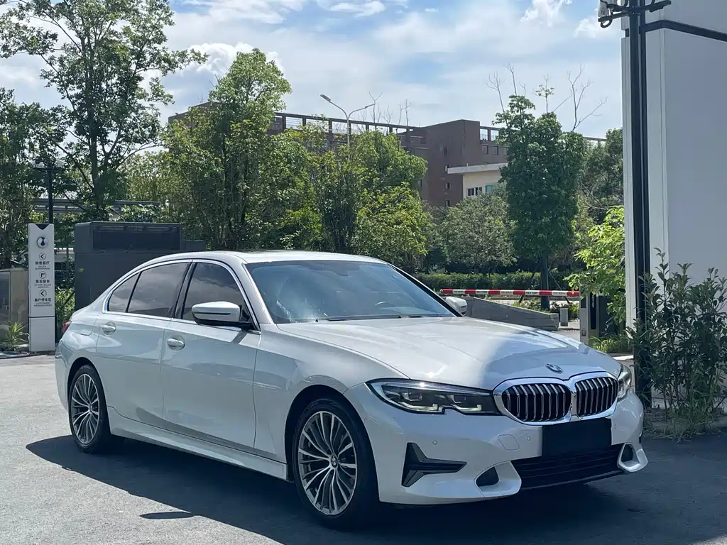 BMW 3 Series 2020