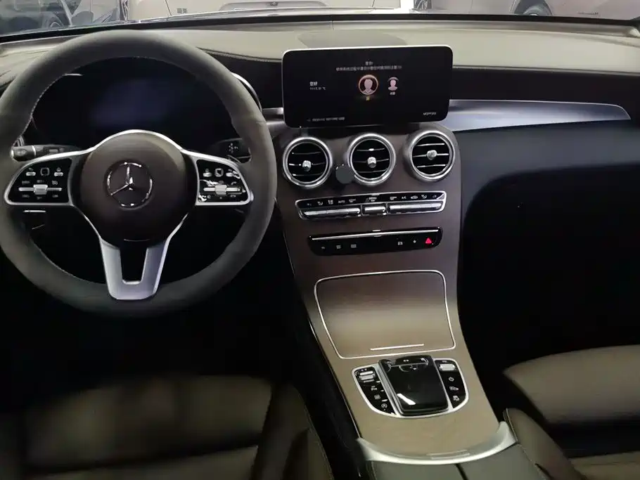 Mercedes-Benz GLC 2022 — фото 12