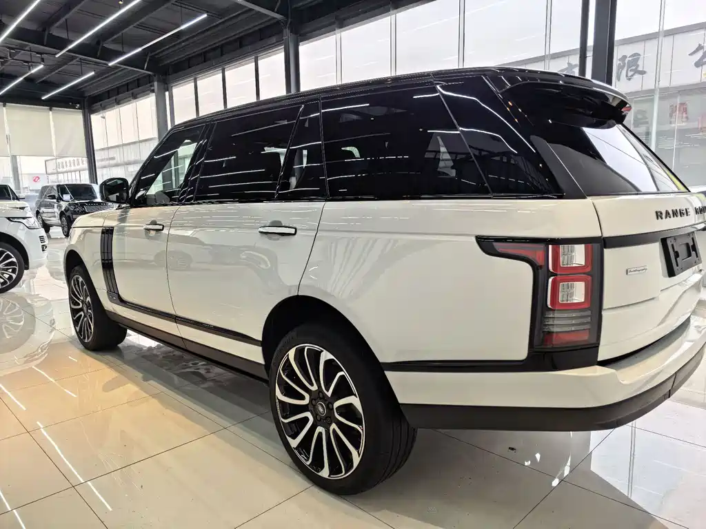 Land Rover Range Rover 2019 — фото 2