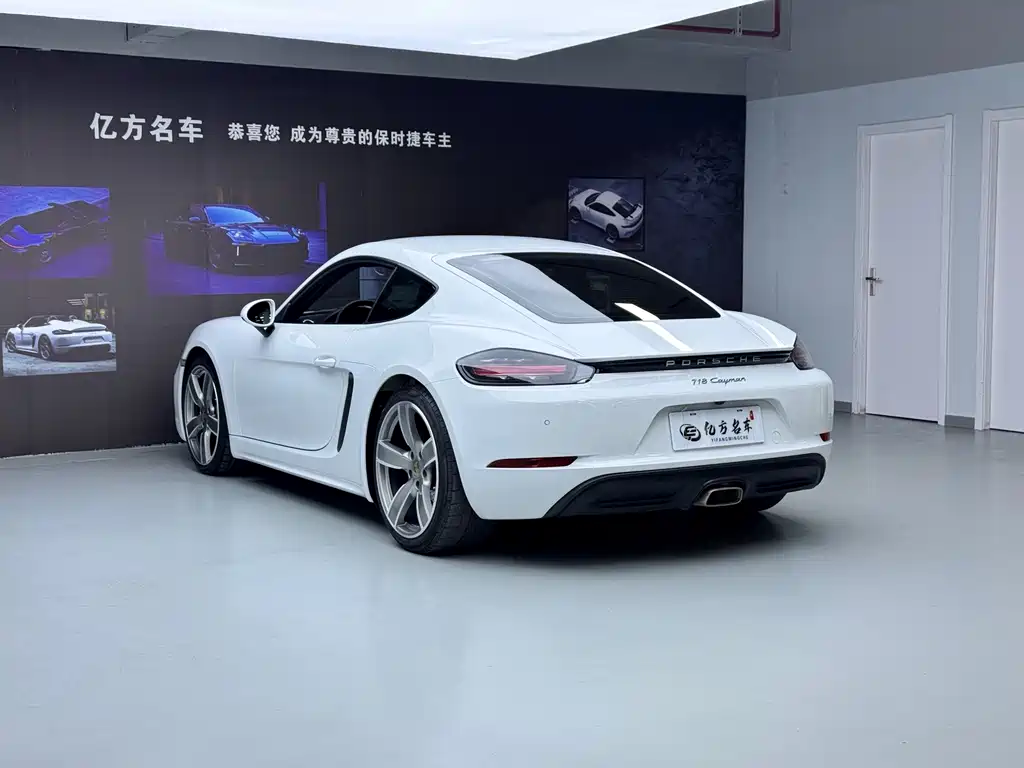 Porsche 718 2023 — фото 12