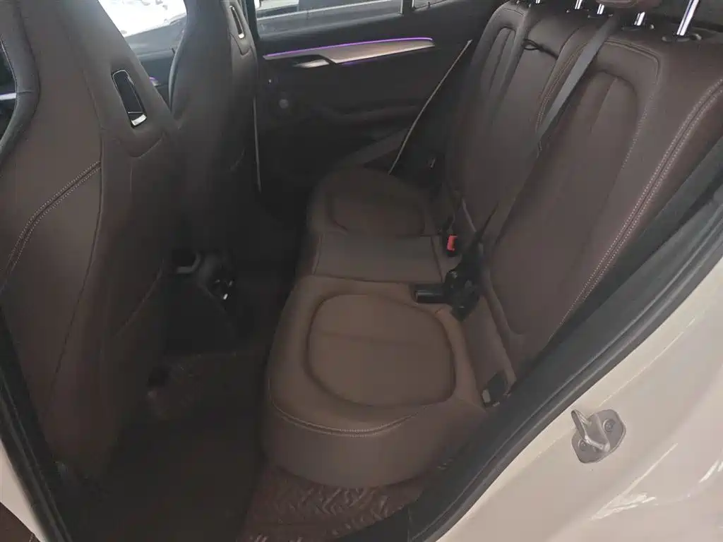 BMW X2 2021 — фото 17