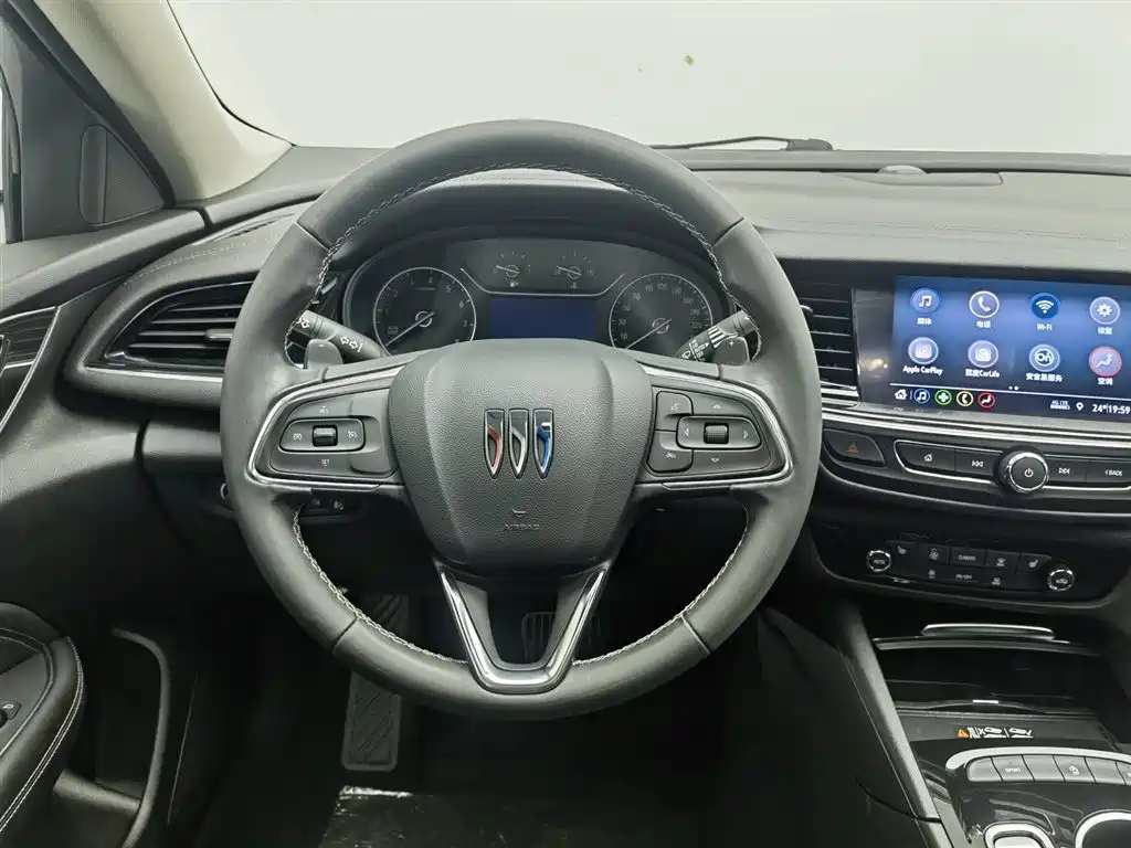 Buick Regal 2023 — фото 11
