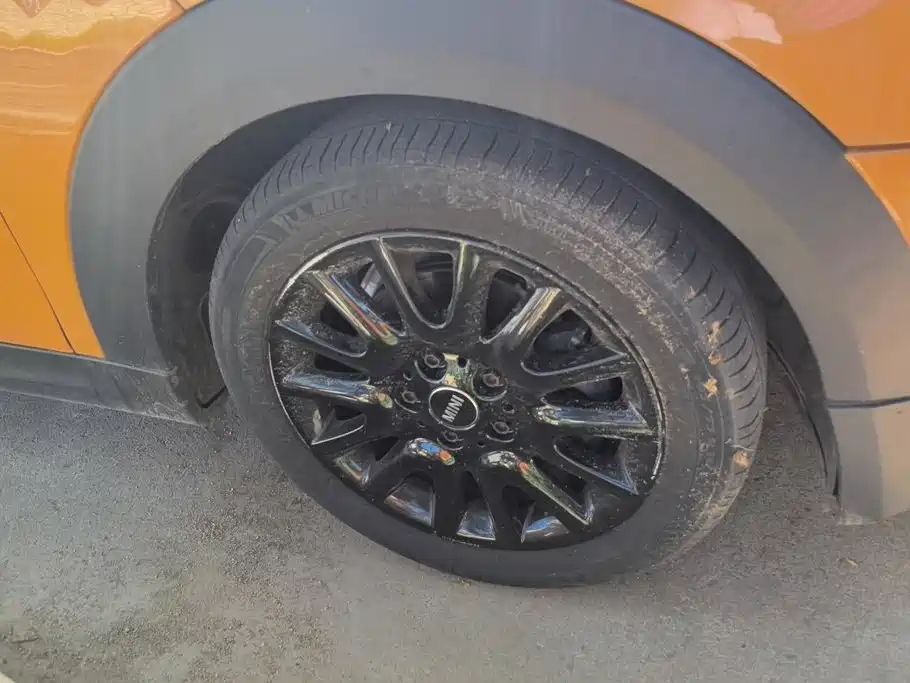 MINI MINI 2015