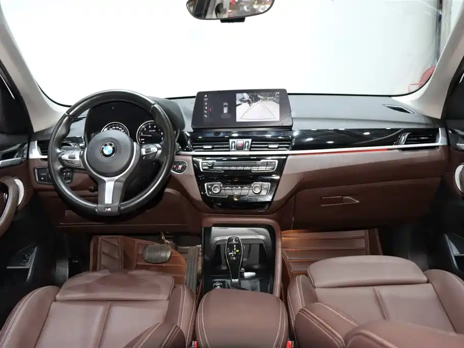 BMW X1 2021 — фото 12