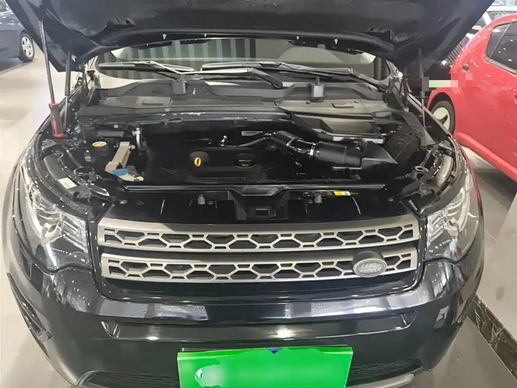 Land Rover Discovery Sport 2017 — фото 13