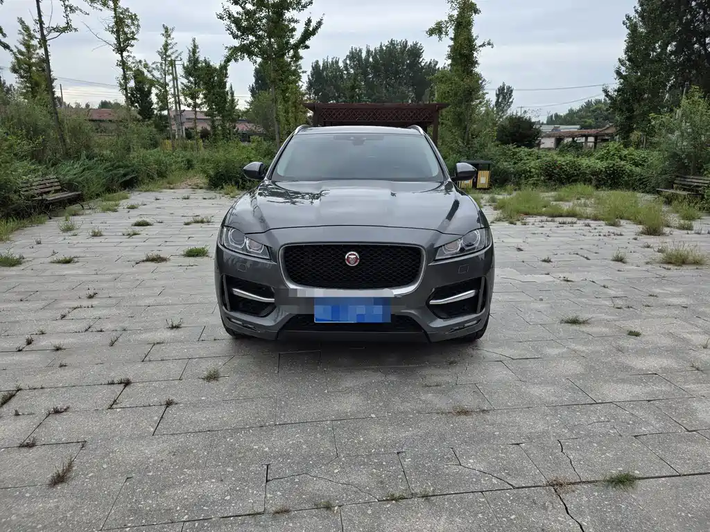 Jaguar F-PACE 2016 — фото 2