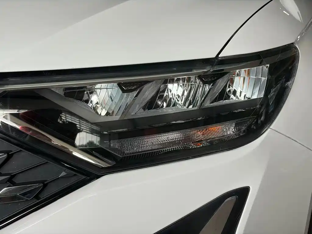 Jetta VS5 2022