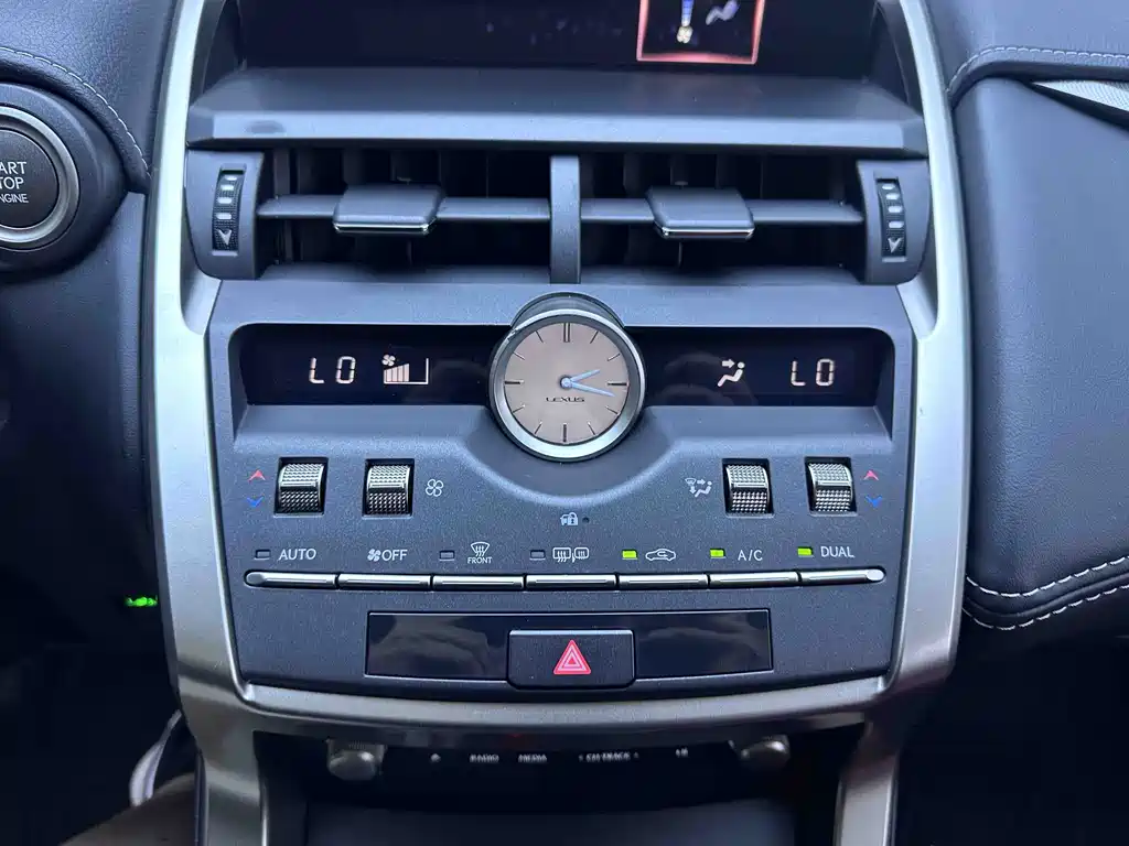 Lexus NX 2020 — фото 15