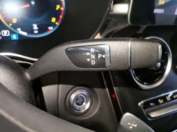 Mercedes-Benz C-Class 2020