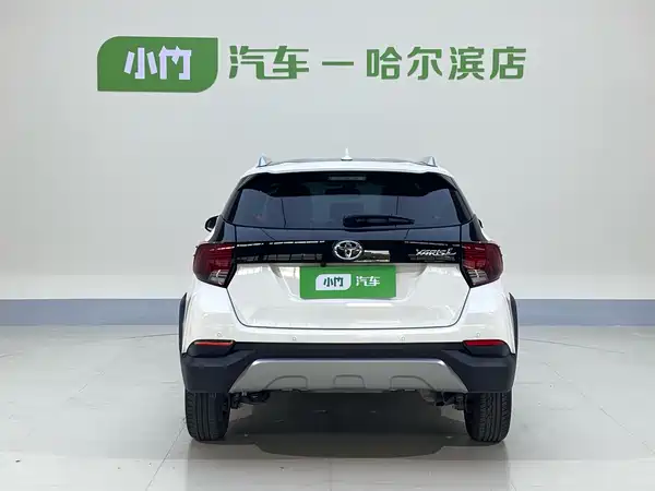 Toyota Yaris L 2022