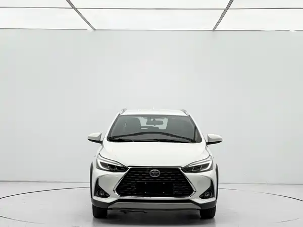 Toyota Yaris L 2023