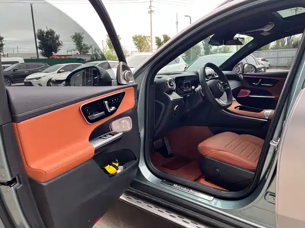 Mercedes-Benz GLC 2024