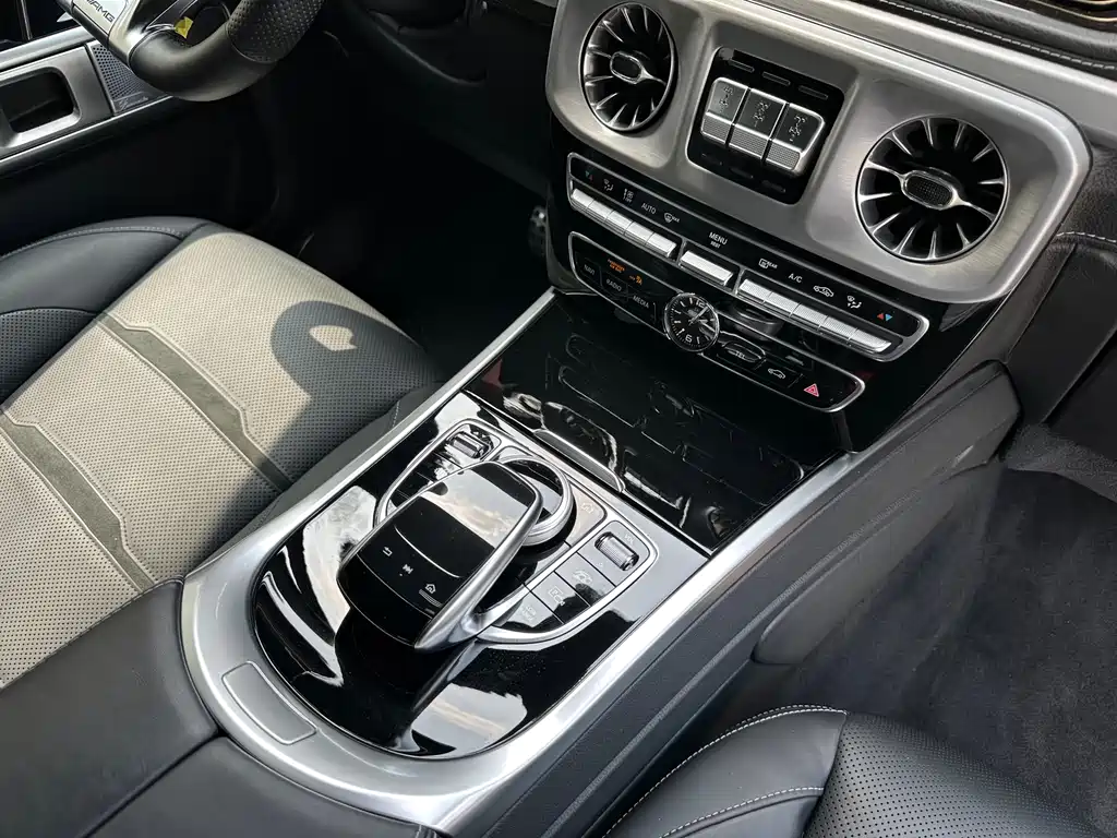 Mercedes-Benz G-Class AMG 2021 — фото 23