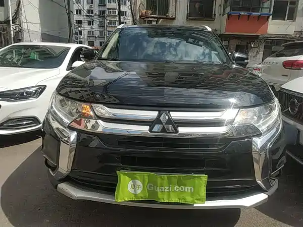 Mitsubishi Outlander 2018