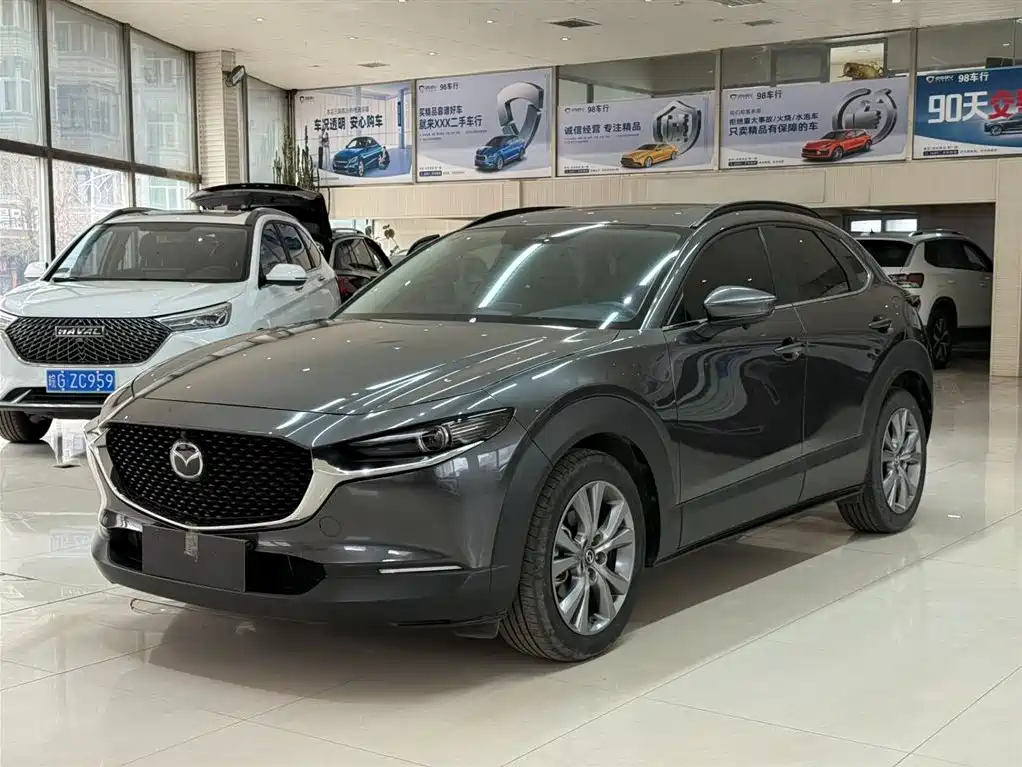Mazda CX-30 2022 — фото 1