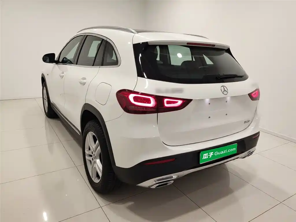 Mercedes-Benz GLA 2023 — фото 23