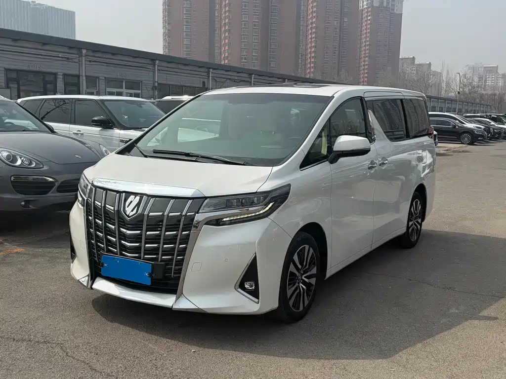 Toyota Alphard 2019 — фото 1