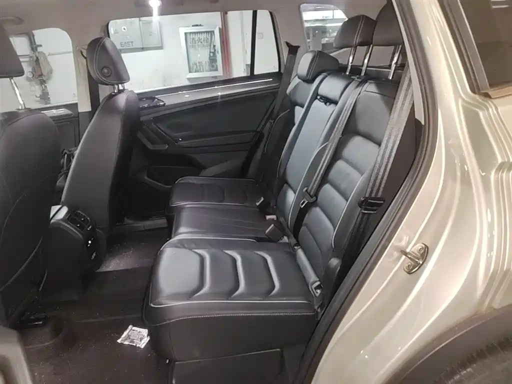Volkswagen Tiguan L 2021 — фото 17
