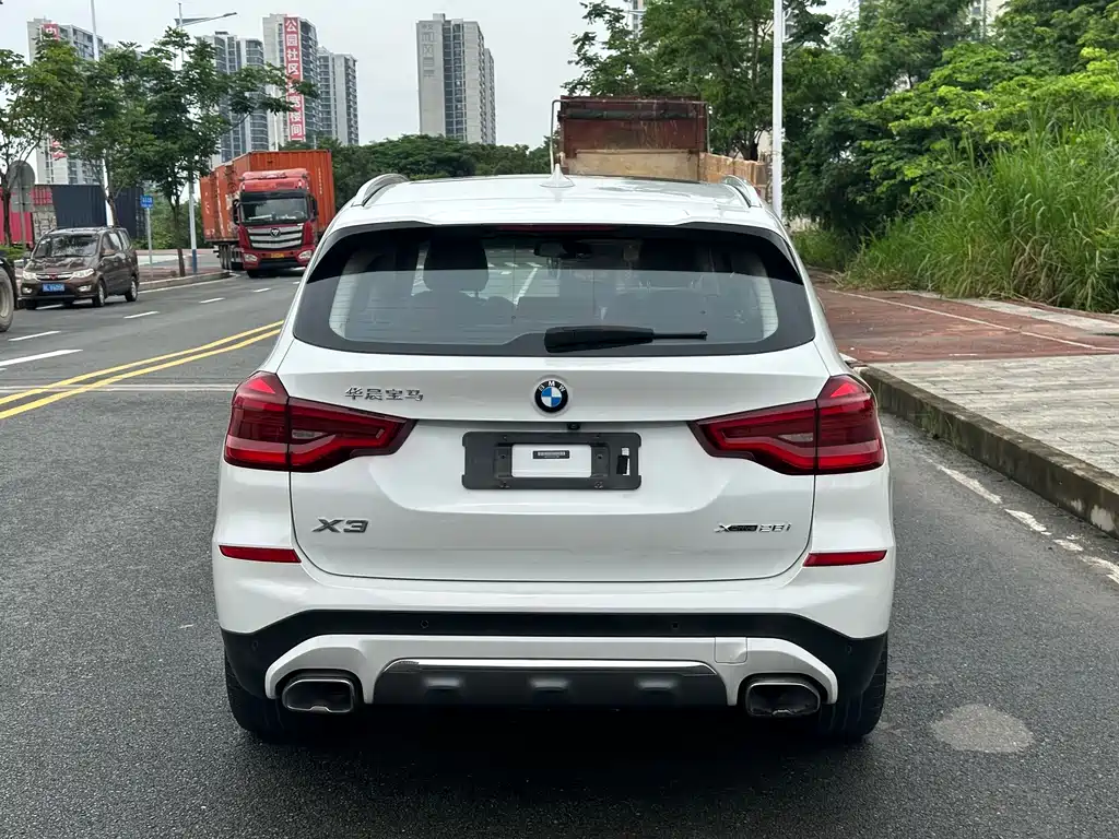 BMW X3 2020 — фото 8