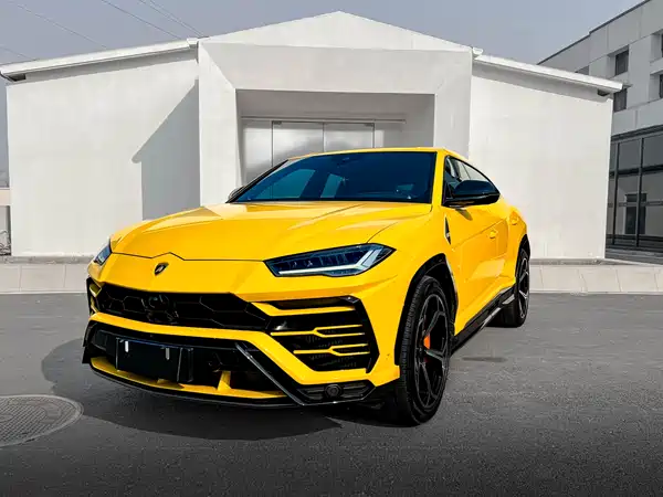 Lamborghini Urus 2021
