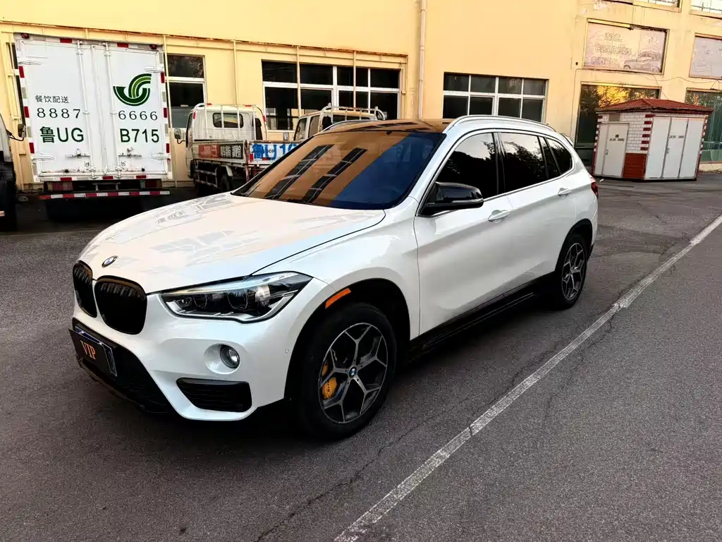 BMW X1 2017 — фото 7