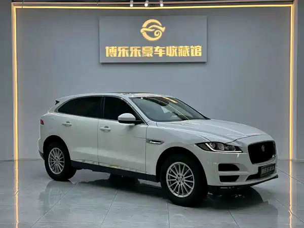 Jaguar F-PACE 2018