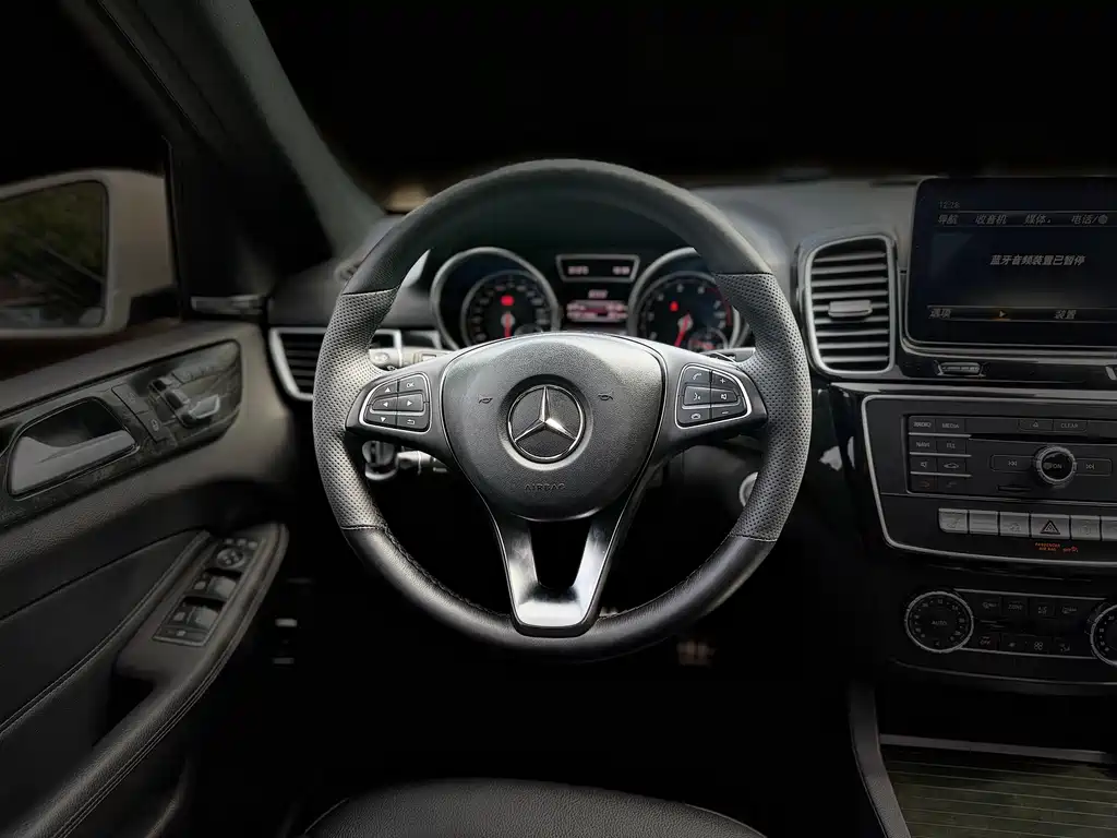 Mercedes-Benz GLE 2018 — фото 7