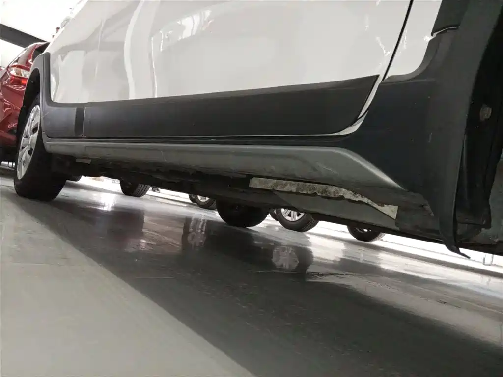 Toyota Yaris L 2022 — фото 21