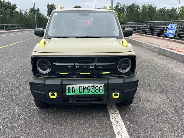 Geely Galaxy Panda 2023