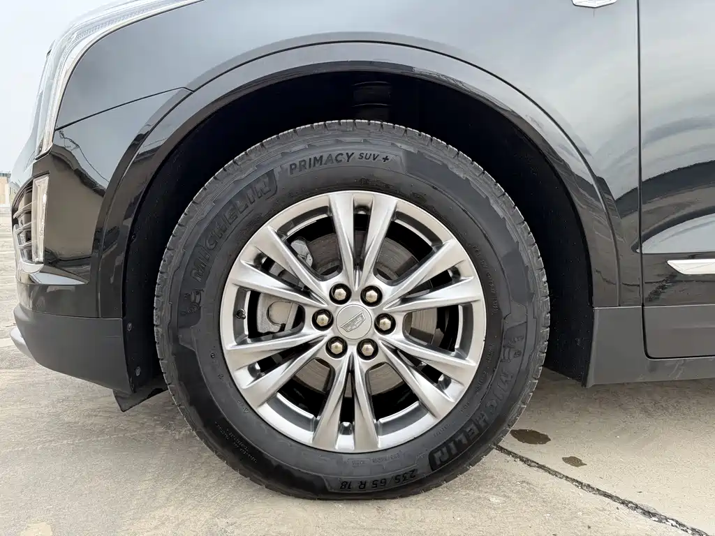 Cadillac XT5 2020 — фото 16