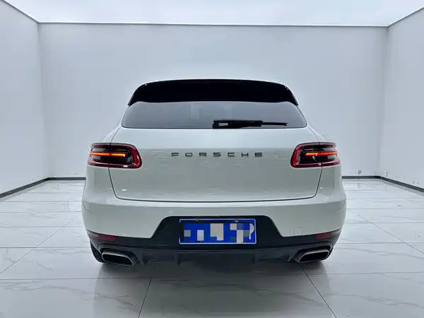 Porsche Macan 2014