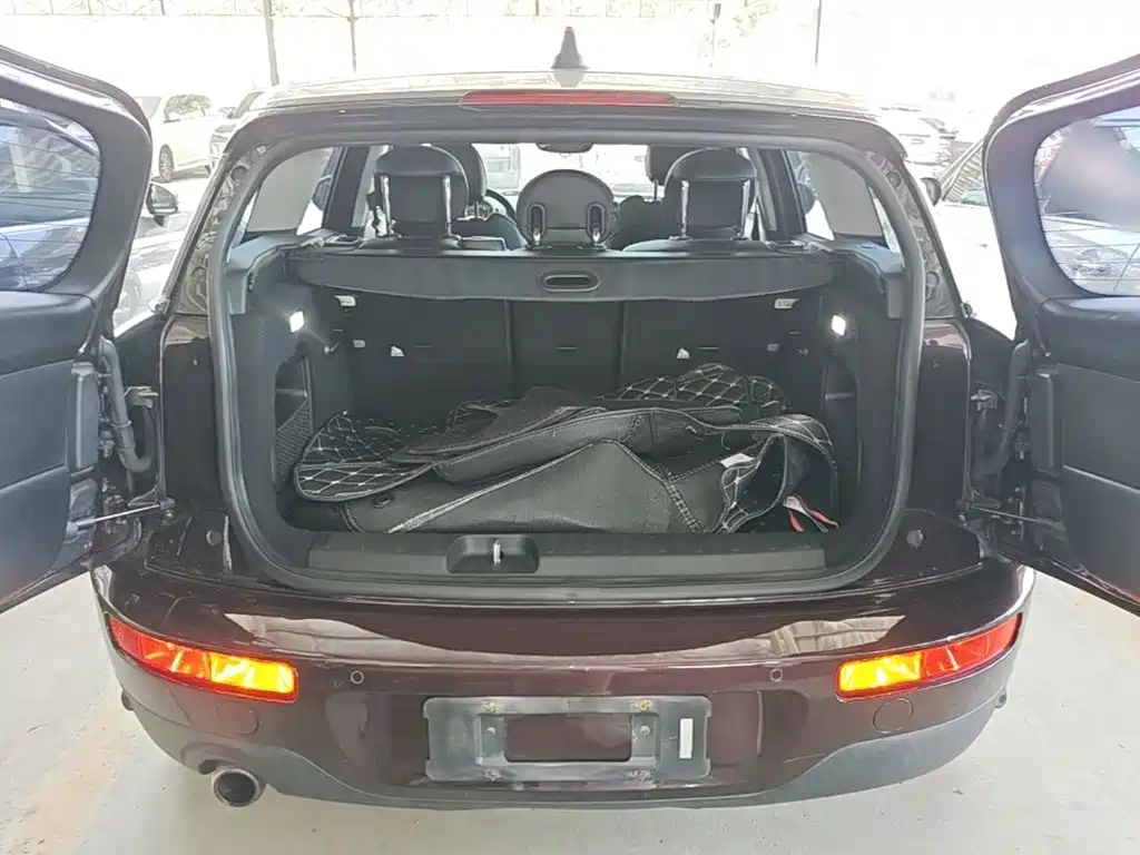 MINI Clubman 2017 — фото 19