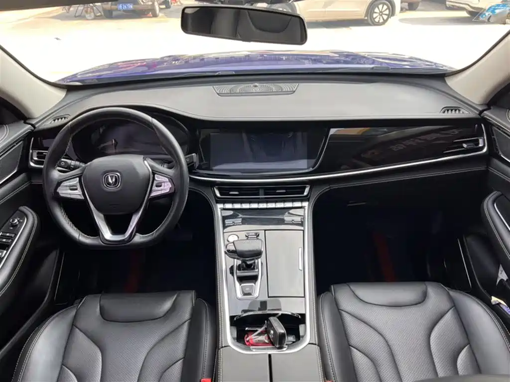 Changan CS85 COUPE 2020 — фото 10