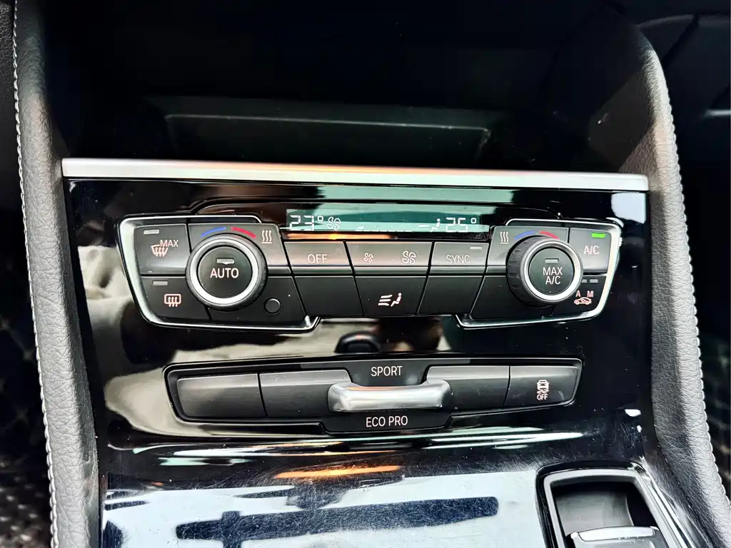 BMW 2 Series Active Tourer 2018 — фото 15