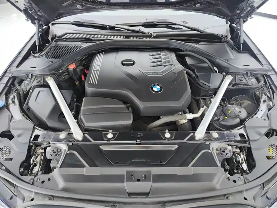 BMW 3 Series 2024 — фото 10