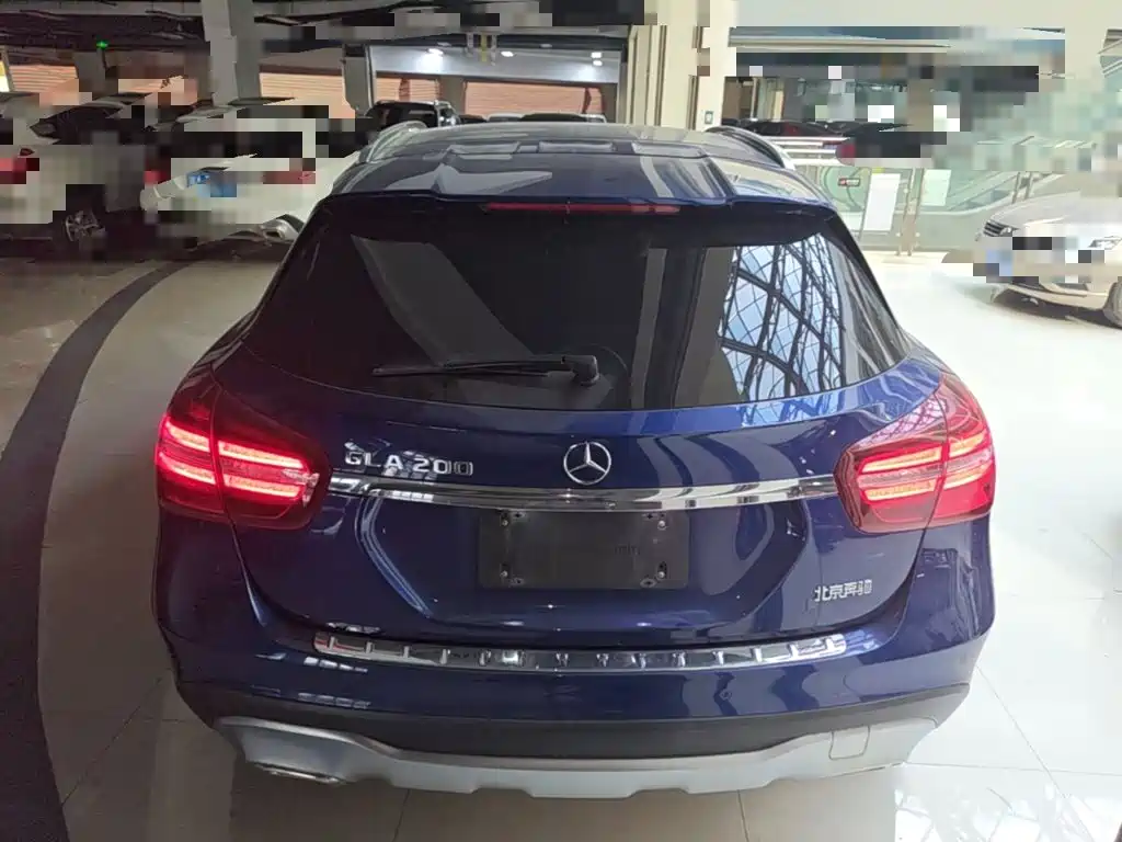 Mercedes-Benz GLA 2018 — фото 6