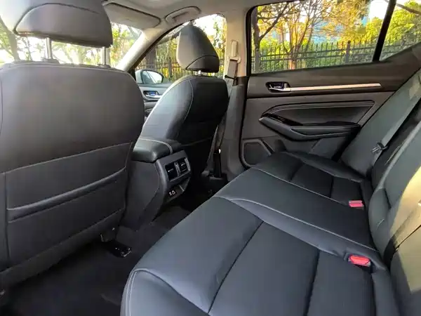 Nissan Teana 2021