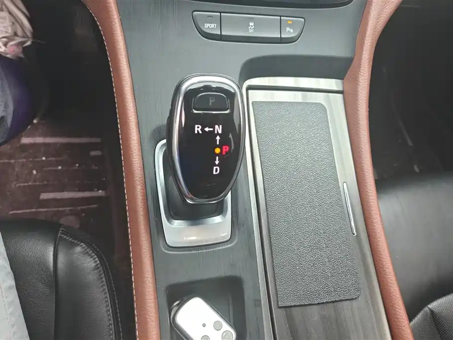 Buick LaCrosse 2018 — фото 15