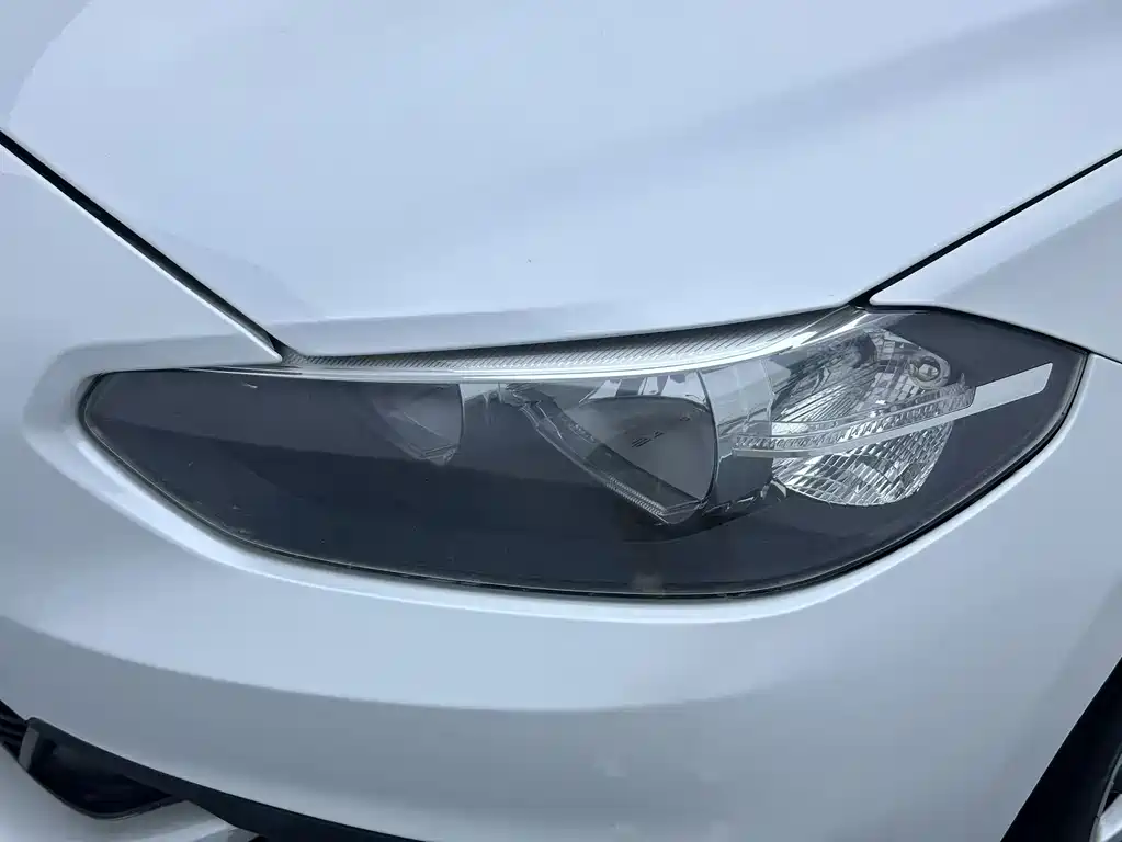 BMW 1 Series 2017 — фото 17