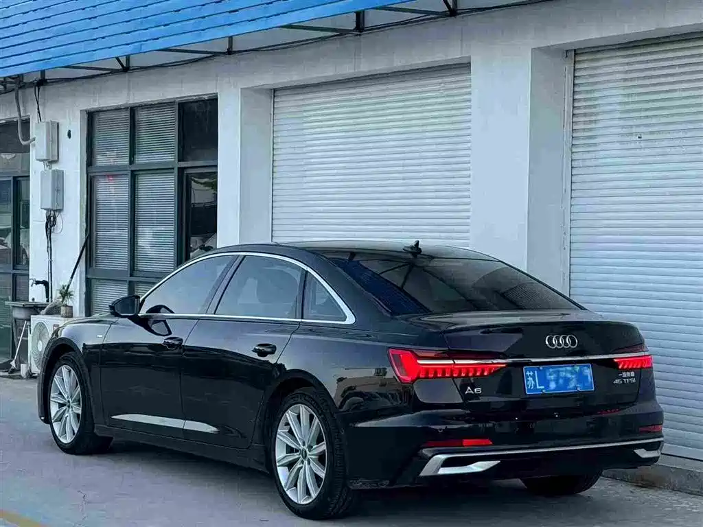 Audi A6L 2022 — фото 3