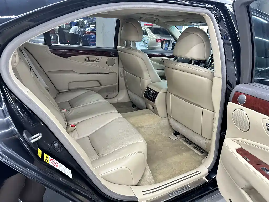 Lexus LS 2007 — фото 16