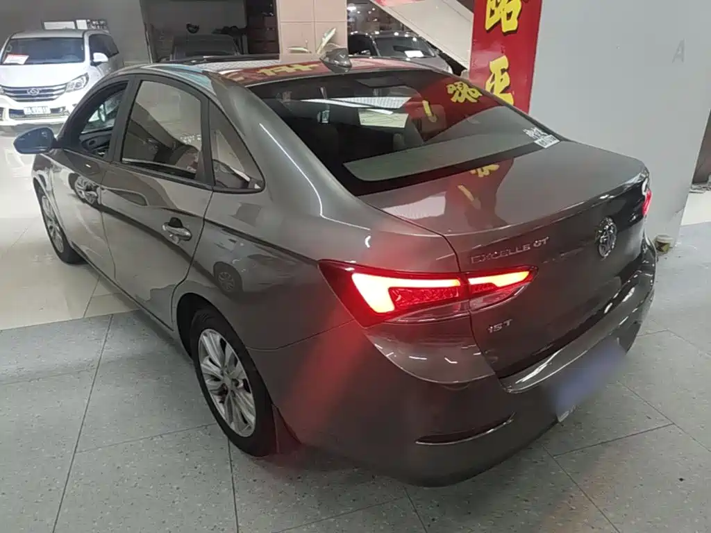 Buick Excelle 2020