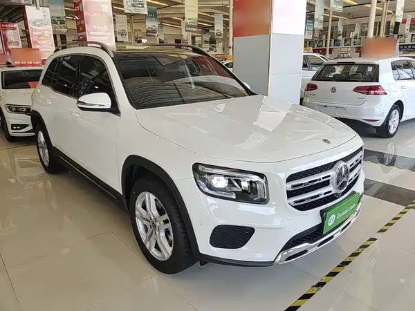 Mercedes-Benz GLB 2023